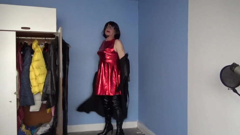 Leather Kirsten: 새로운 의상 모음집