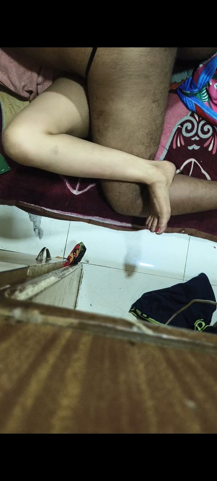 Saggyhardcore: インドのバービー・チュダイは、ドッグスタイルでカウガールでハードなセックスです