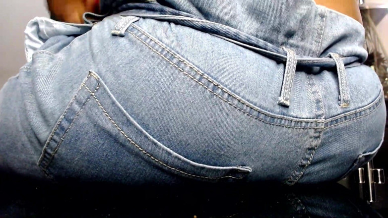 Maeling: Cha mẹ bị hủy hoại trong quần jean-fyxiation với đít khổng...