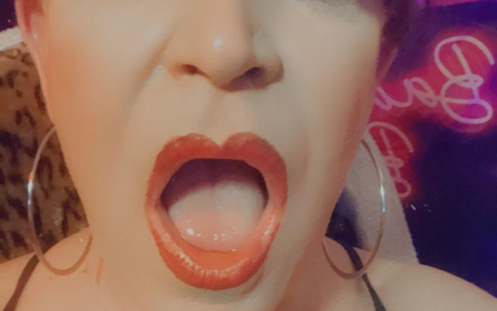 FemmeCheri120: Friday Show'dan snaps
