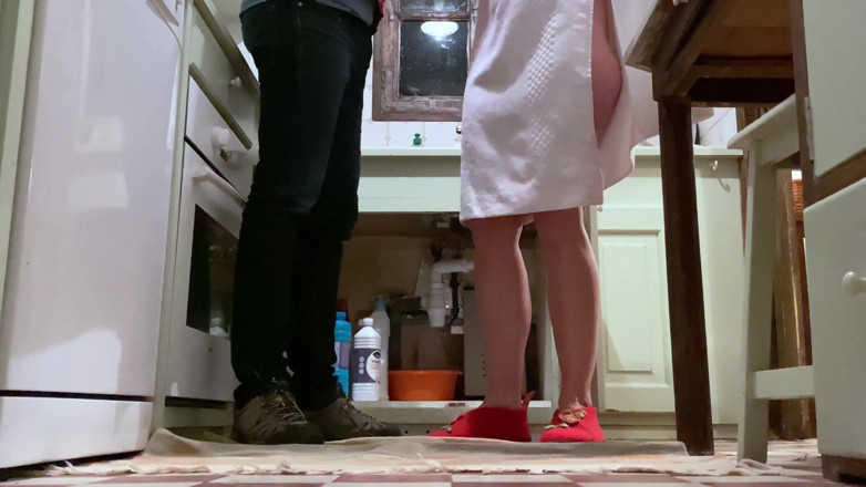 VanessaBoo: ラッキー配管工が私を訪ねる