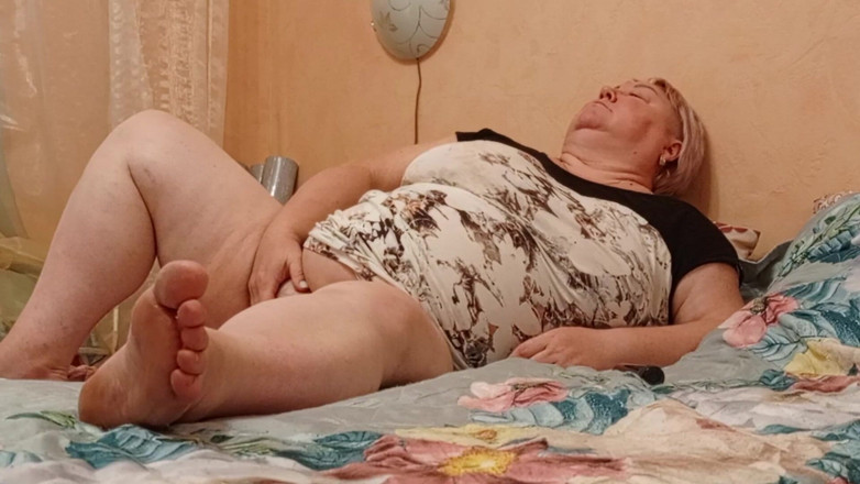 Zona901: Kväll Fitta onani från styvmamma