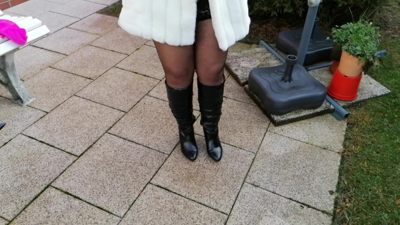 Extrabot: Trop froid pour pipi