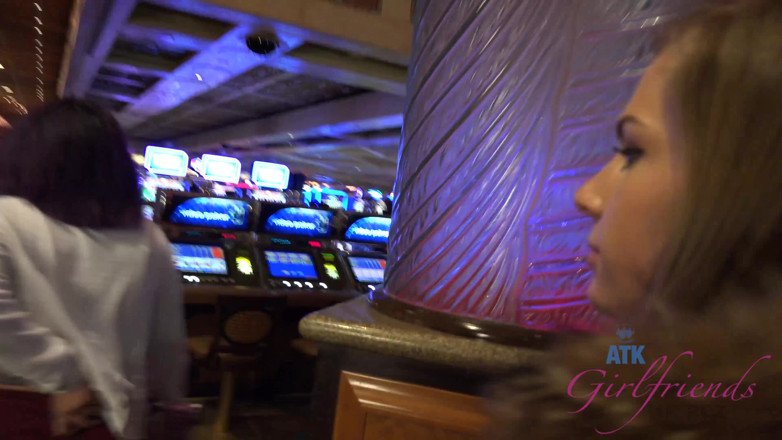 ATK Fans (Girlfriends): Virtueller urlaub Las Vegas mit Sydney Cole 1/3