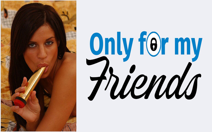Only for my Friends: Porno-casting einer großen 18-jährigen schlampe mit braunen haaren genießt sexspielzeug und...