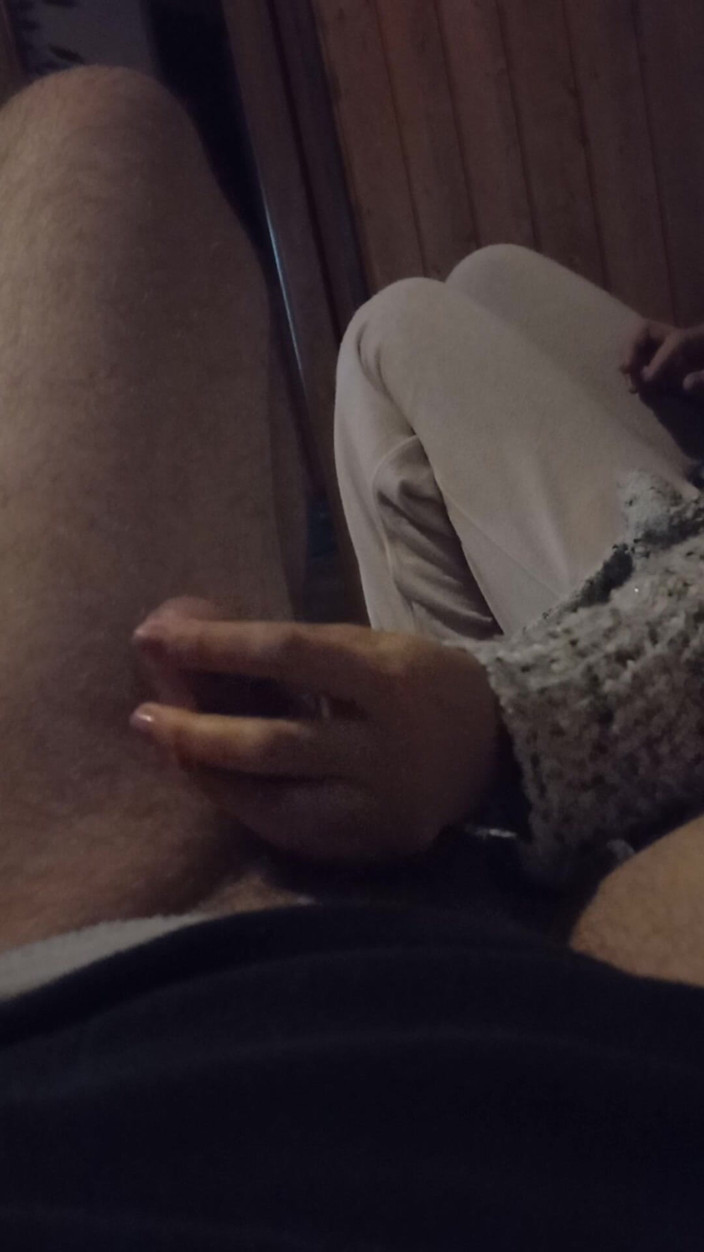 Handjob Passion: piovi haindajob sophe par jab tak ki hot eshiyaee haathon...