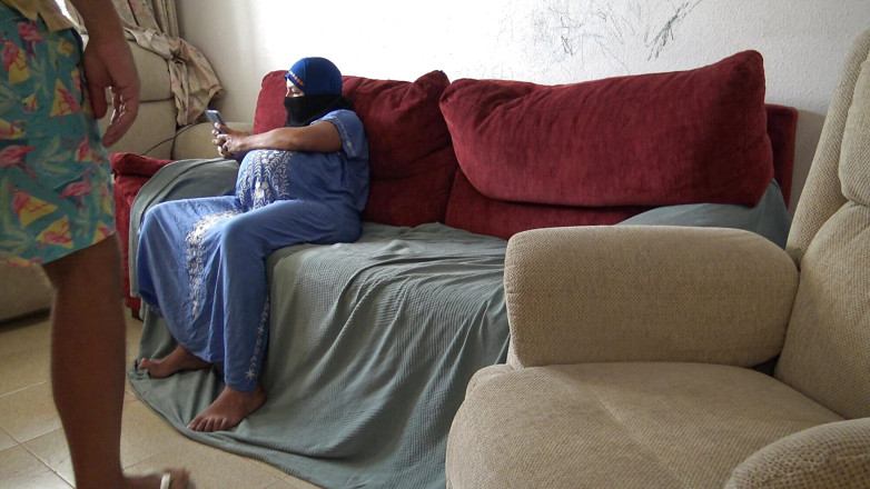 Souzan Halabi: Perverted British Stepson Humiliates Pregnant Egyptian Stepmother