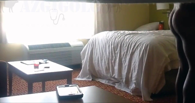 AZGIGOLO: Blond teściowa odwiedza mój pokój hotelowy na lunch