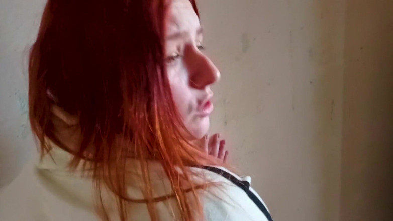 SweetAndFlow: Ošukal mě na schodišti, zatímco rodiče jsou doma - Polykané sperma -...