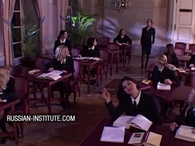 Russian Institute: Orgie et double pénétration à l'institut des femmes