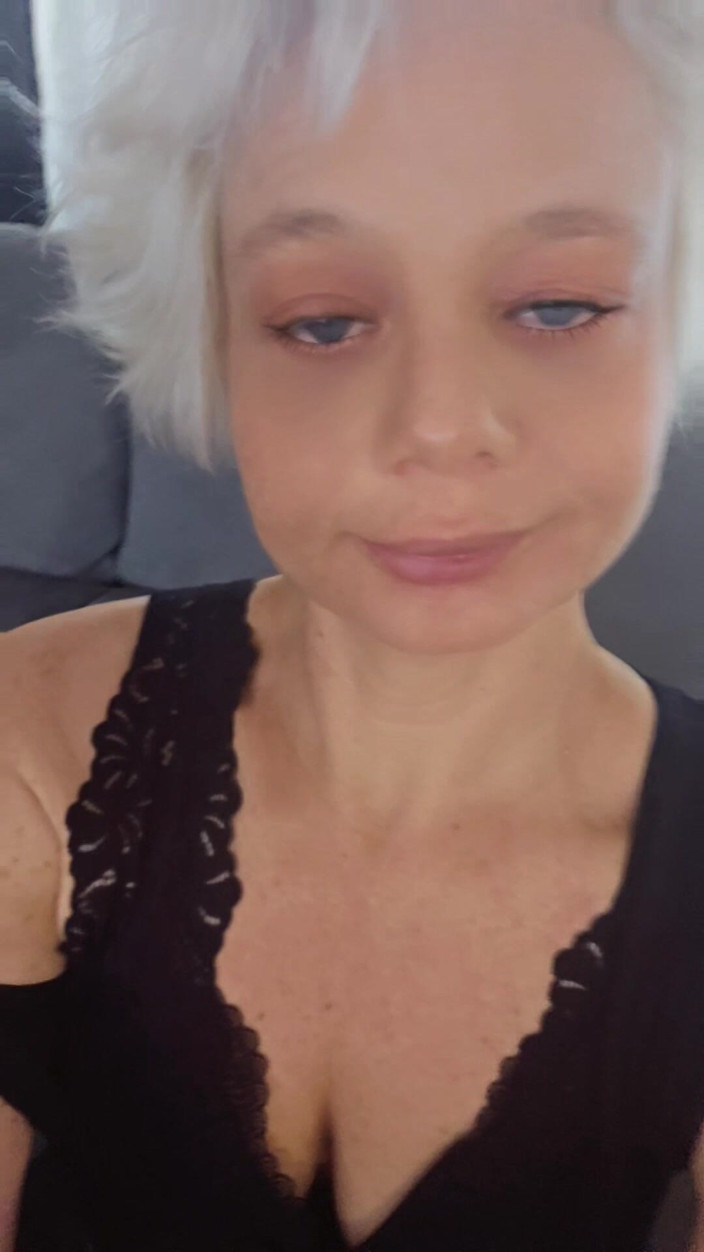 Sofy13: Coucou mon cheri tu me rijoint