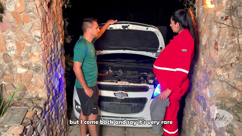 Pelaje mix: 9 měsíců těhotná žena dostane práci jako mechanik a její první...