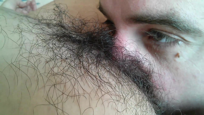 Hairy Homemade Amateur Orgasms: Lízej mě, šukej mě, žádné kouření pro tebe!