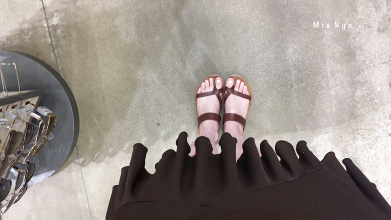 MiaNyx: Mes jolis pieds dehors