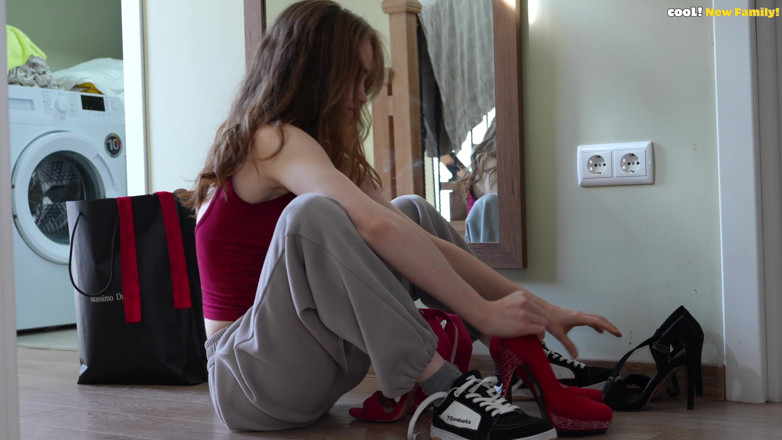 Cool! New family: Stepdaddy, Am I Beautiful? Trying on My Stepmom's Clothes, I...