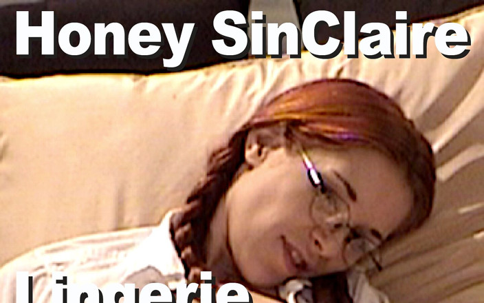 Edge Interactive Publishing: Honey SinClaire bielizna różowa masturbuje się