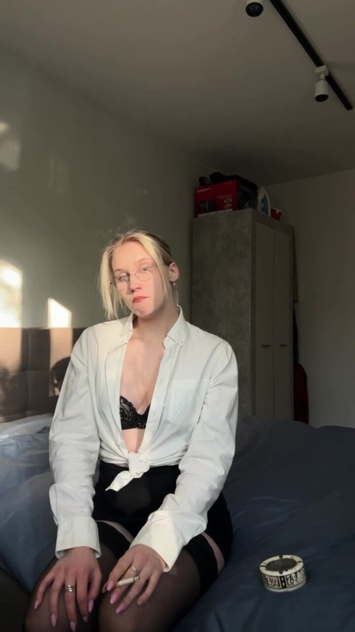 MertyXXX: Sekretaris