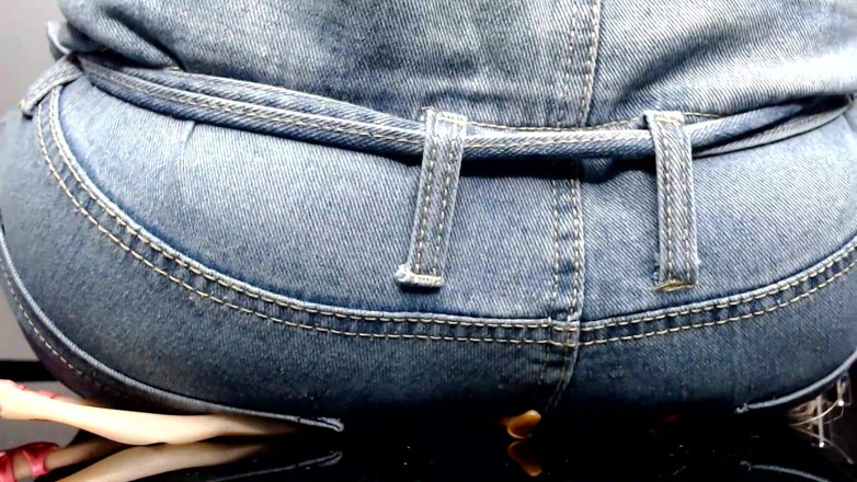 Maeling: Shrunk Teens Crushed in Denim Jeans and Ass Stifled Ignorant