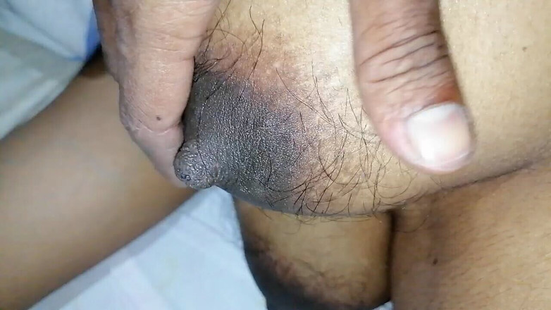 Sweety In Bed: Wanita seksi India pamer tubuh bahenolnya sebelum ngentot