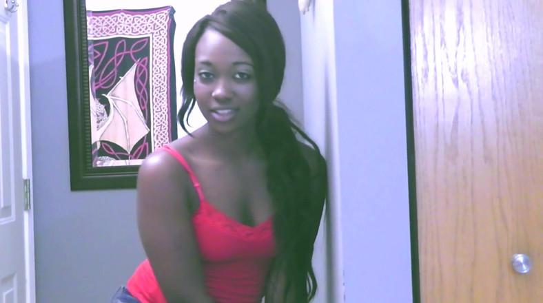 Average Joe xxx: Skyler Nicole, 18 ans, suce une bite et avale du sperme
