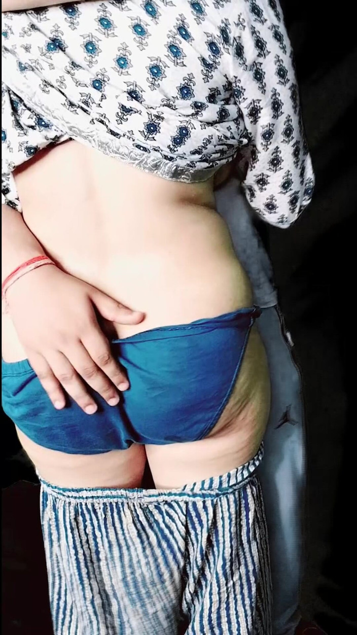 Vicky Thakur: Ex novia juega con novio