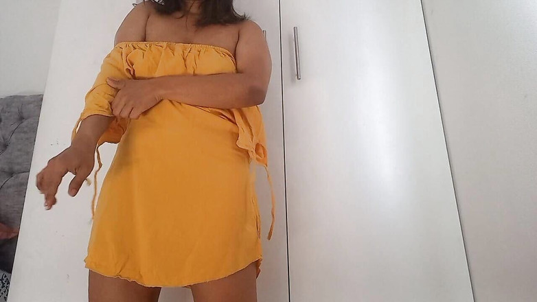 PATY PATY: Relaxado!! Dona de casa fazendo travessuras ela tira vantagem da...