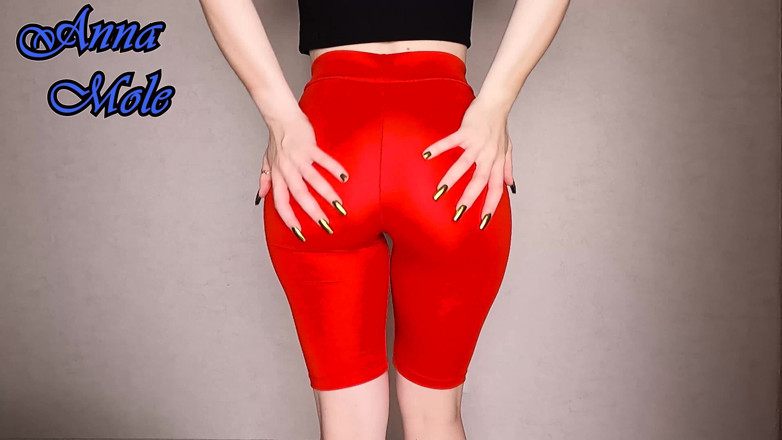 Anna Mole: La pawg in calzamaglia da yoga in leggings attillati sculaccia...