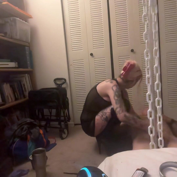 WifeyiZm: Dom a Sub