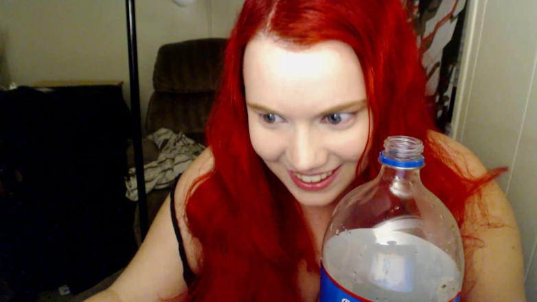Scarlet Vixen: Ігри &amp; Soda Burps! (wmv)