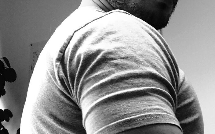 Paulbull: Första försöket att få min kuk till nytta för samhället