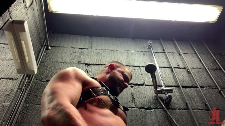 Kinky Bites Gay: Ya, Master: Scott Wild dan Kai Marcos - Raw