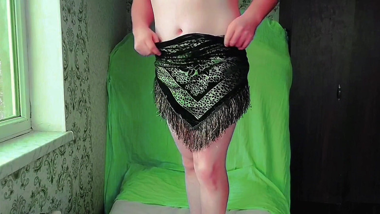 Kitty_Cross: Elegant Edgy: sexy en schattig mengen op travestiet-stijl!