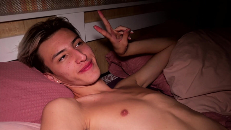 Sandro Jenner: Stepdaddy Has Fun with His Stepson and Makes Him Cum