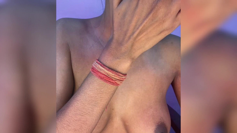 Surbhi453: Massage mon copain