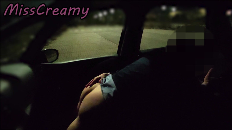 Miss Creamy: Cô giáo kế mạo hiểm làm tình vào ban đêm nơi...