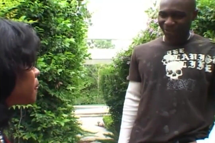 Anal Invasion: Une black à gros cul adore les grosses bites noires dans...