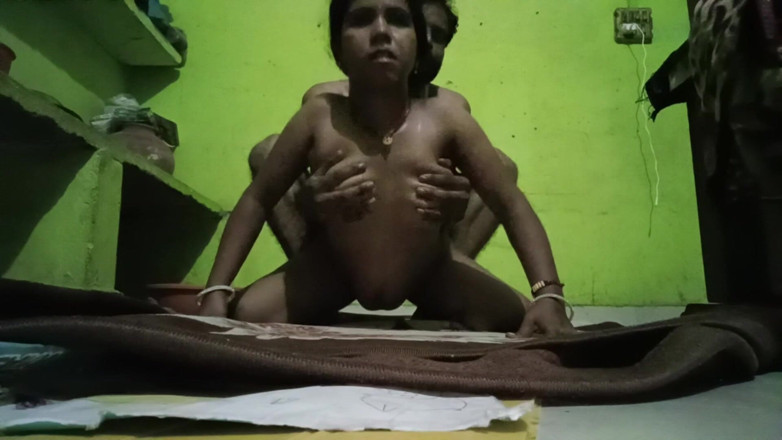 Reeiu: Indyjski Bhabhi Ki Chudai Gorące filmy