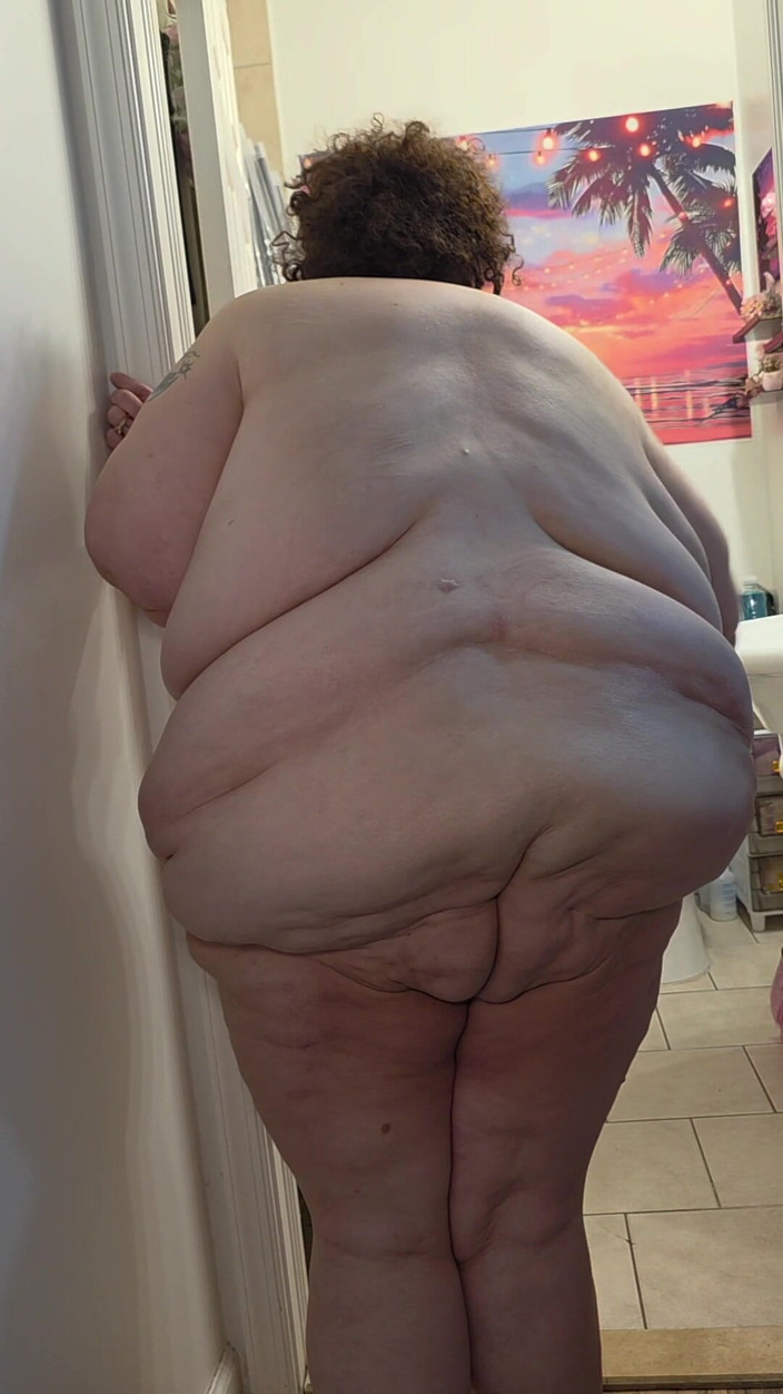 LustyPeachesofSin: Çıplak temizleme bölüm 3