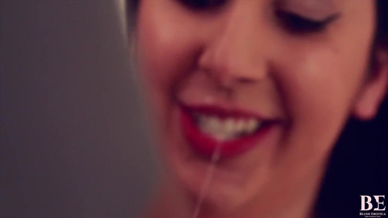 Blush erotica: Blush erotik oral seks boşalma cilt 2