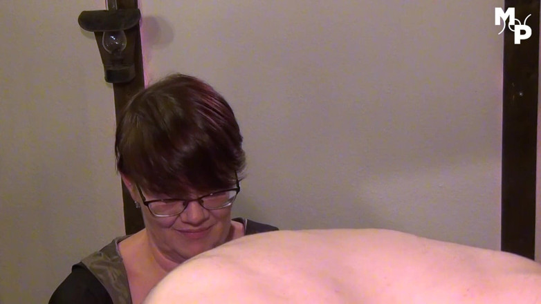 Schwester Sandra: Mistress Sandra and Marcus Pollack fisting their bi-slave