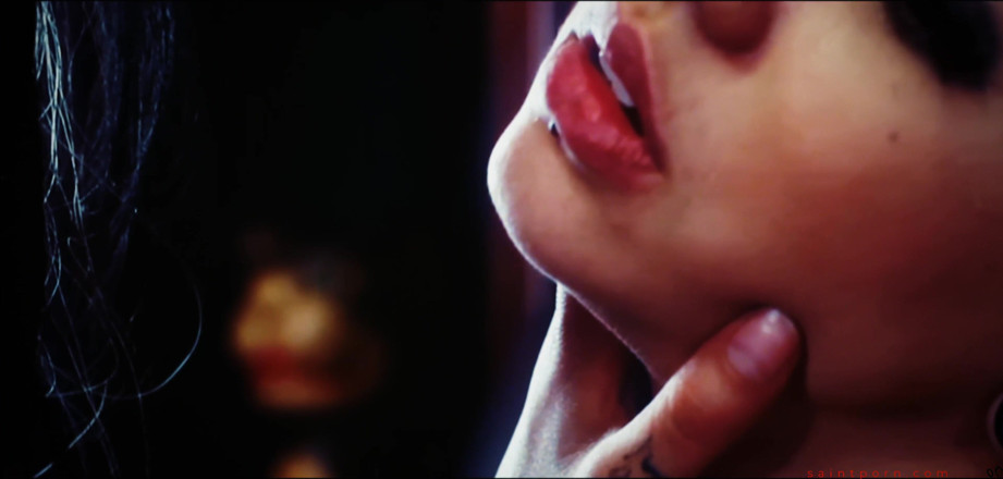 SaintPorn: Havana Sin devient compétitif avec Holly D