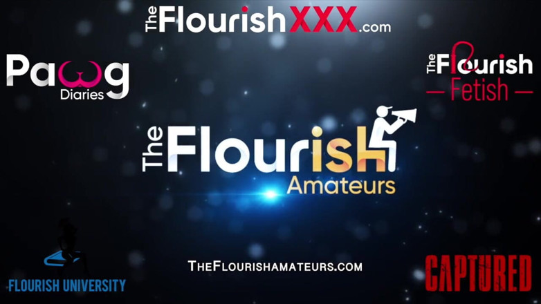 The Flourish XXX: Hannah Grace et la reine Rose Freya sucent sur des...