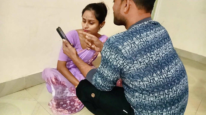 Easypron: Une jeune desi naturelle baise avec un autre villageois