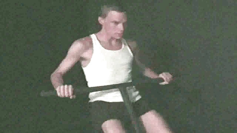 Gaybareback: Ce mec peut se sucer
