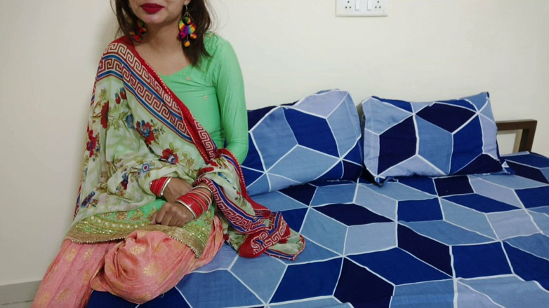 Saarabhabhi6: Une desi indienne baise avec une bhabhi, hardcore