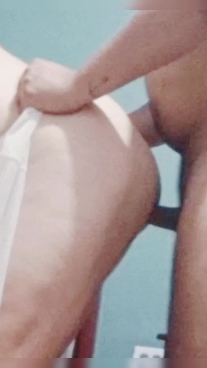 Sofixxx: 새엄마와 의붓여동생에게 하는 최고의 강아지 섹스 금기 섹스