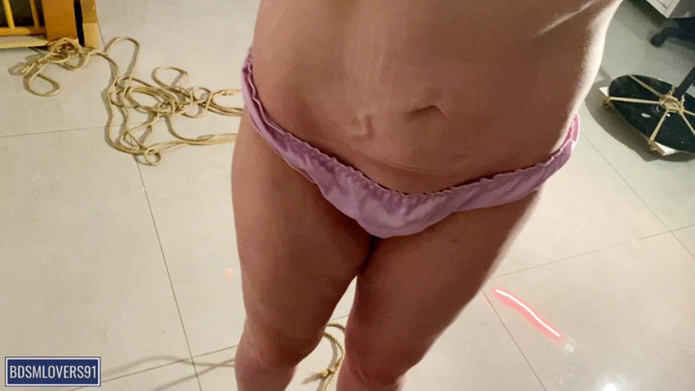 Bdsmlovers91: Du bör bättre hålla dig nere - färgad version