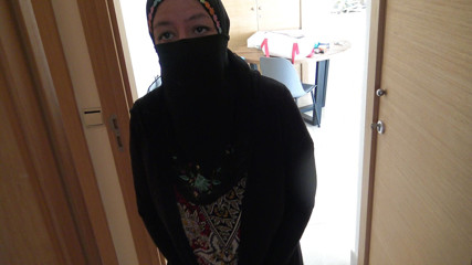 Souzan Halabi: Pelarian Arab Syria mula bekerja di hotel seks di Marseille