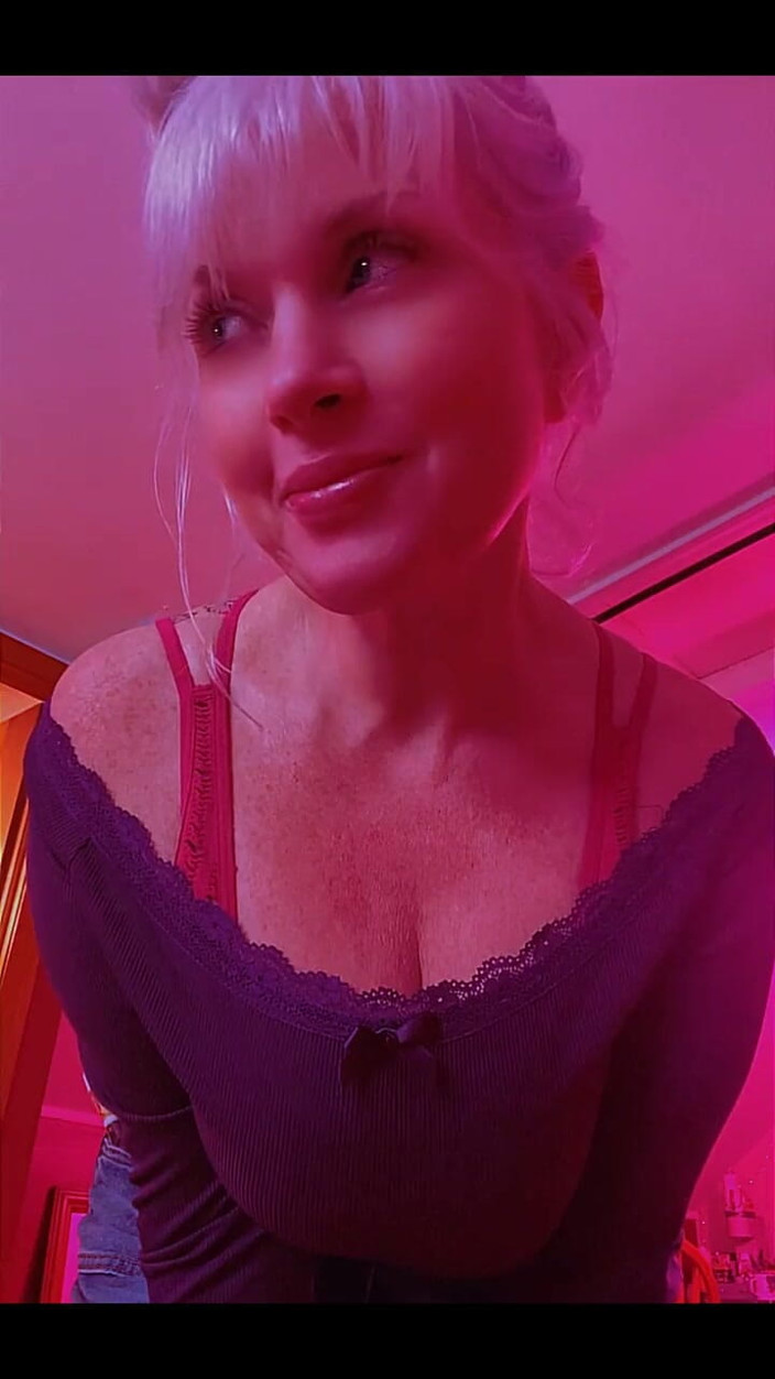 PaintedRose Taboo Femdom Fetish MILF: 깜박이