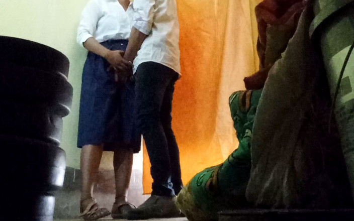 Fantacycutting: Estudiante india y maestra en video viral